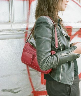 Liebeskind Maia Hobo S - Chilirot