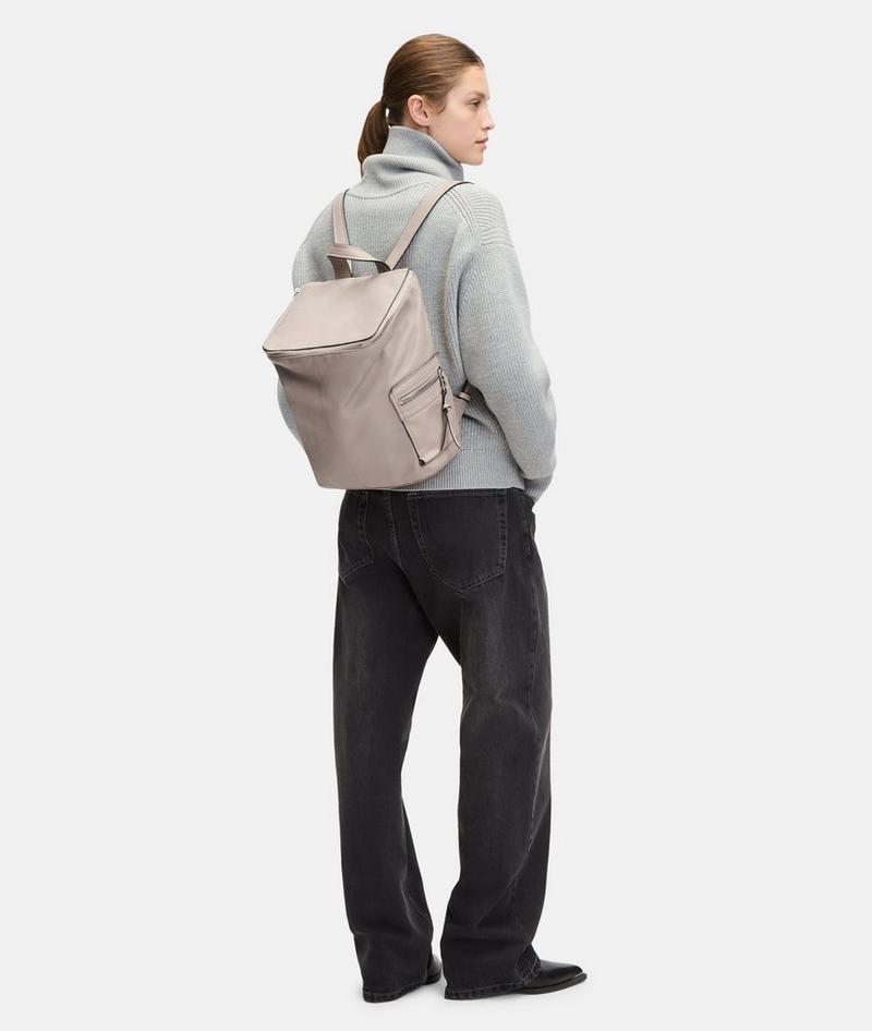 Liebeskind Hera Backpack M - Beige