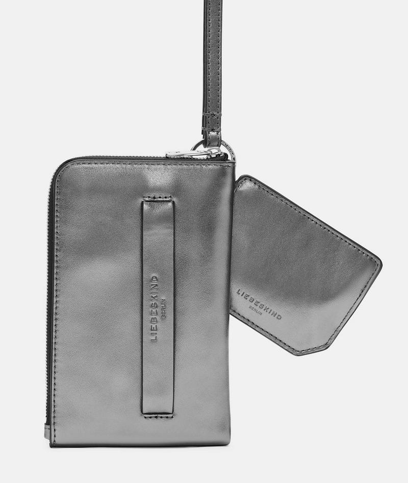 Liebeskind Metallic Lora Pouch - Silber