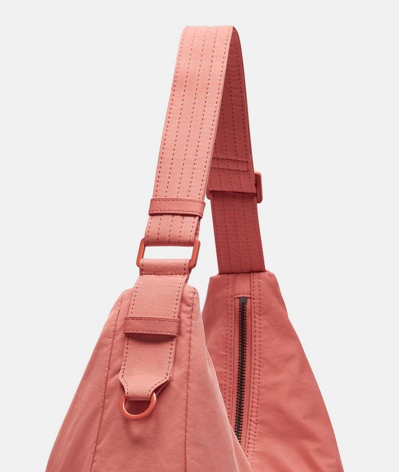 Liebeskind Nylon Moon Hobo M - Koralle
